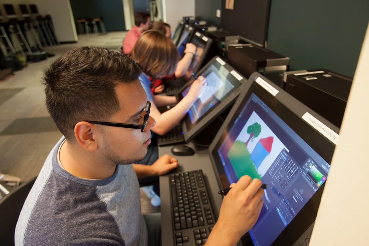 De la Idea al Nivel: Tu Ruta en el Diseño de Juegos